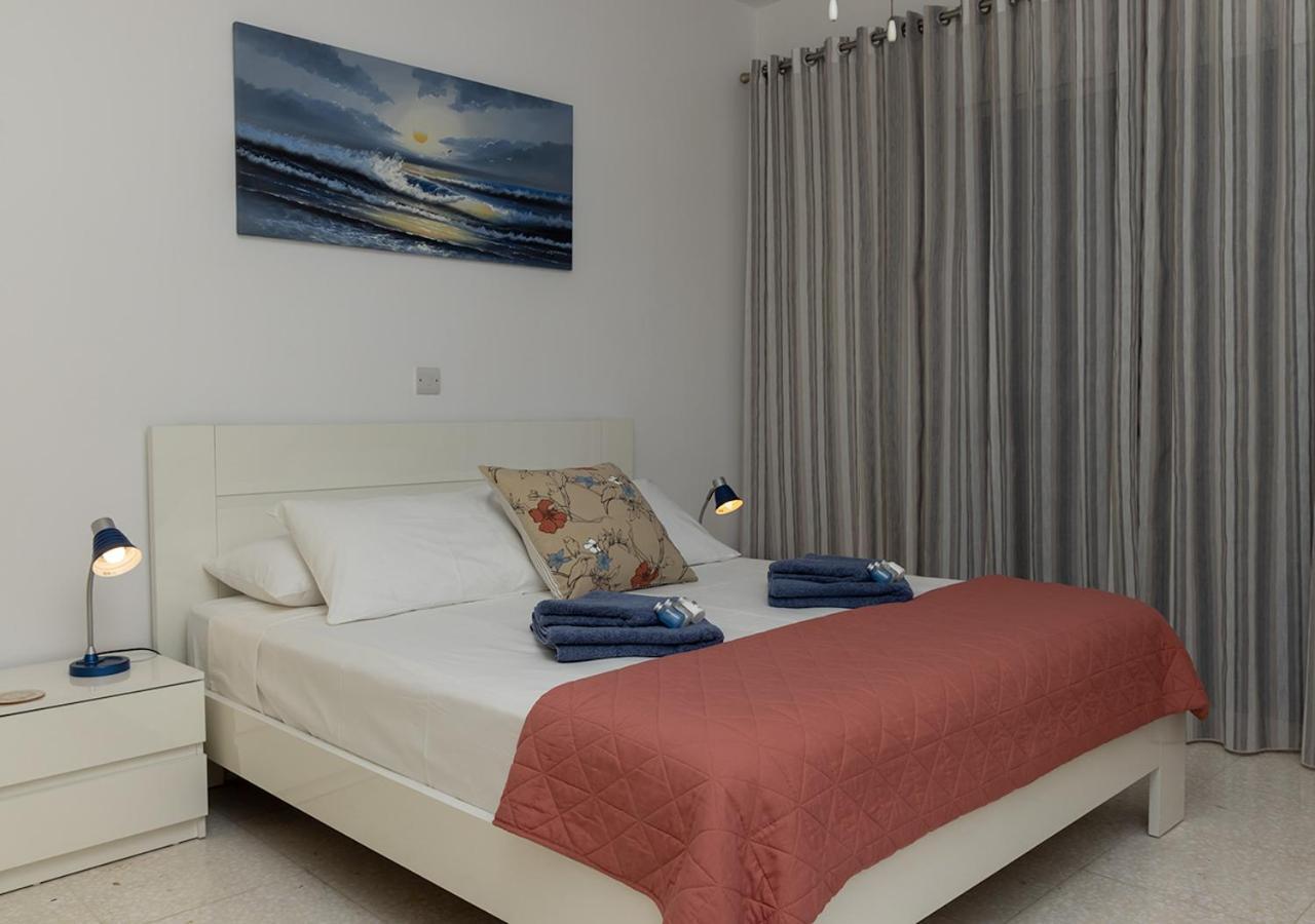 105 Kings Palace - Fabulous 2 Bed, 2 Bath, Large Patio With Garden - Sea Views Paphos Exterior photo