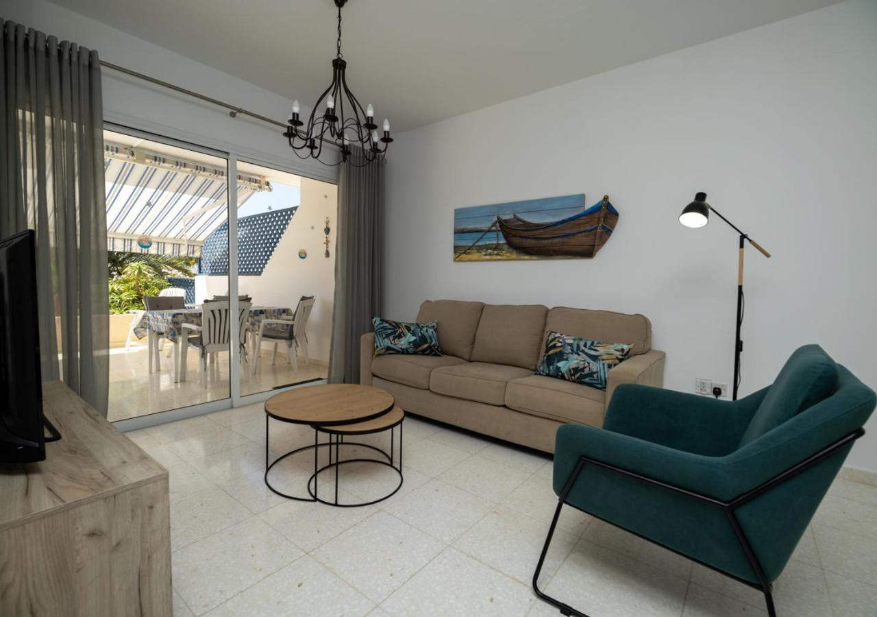 105 Kings Palace - Fabulous 2 Bed, 2 Bath, Large Patio With Garden - Sea Views Paphos Exterior photo