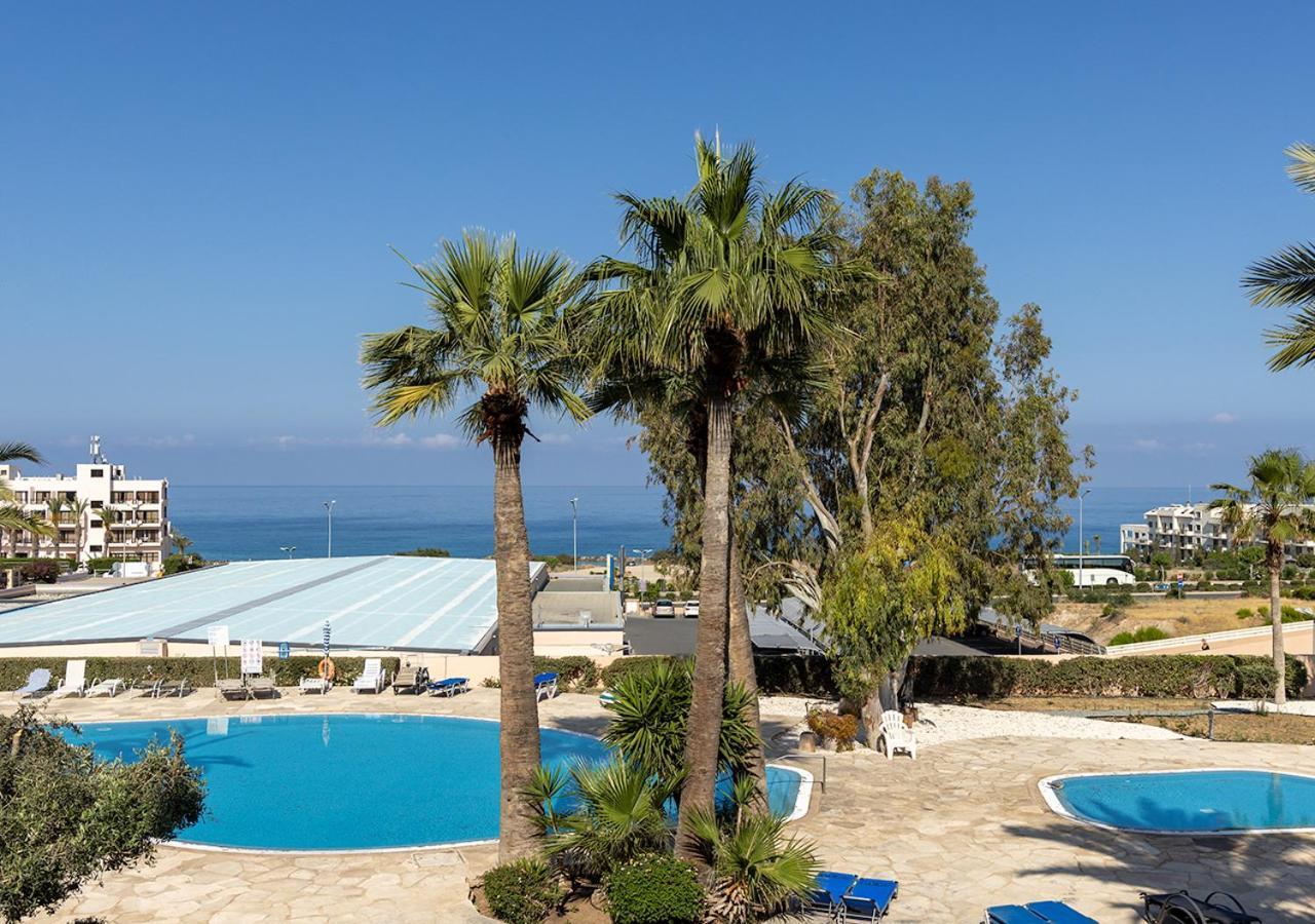 105 Kings Palace - Fabulous 2 Bed, 2 Bath, Large Patio With Garden - Sea Views Paphos Exterior photo